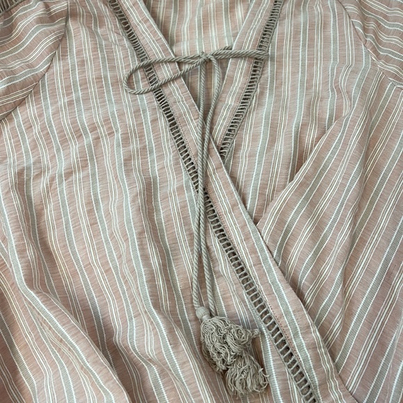 Promesa Deep VNeck Striped Peasant Boho Blouse Size Large - Picture 10 of 11